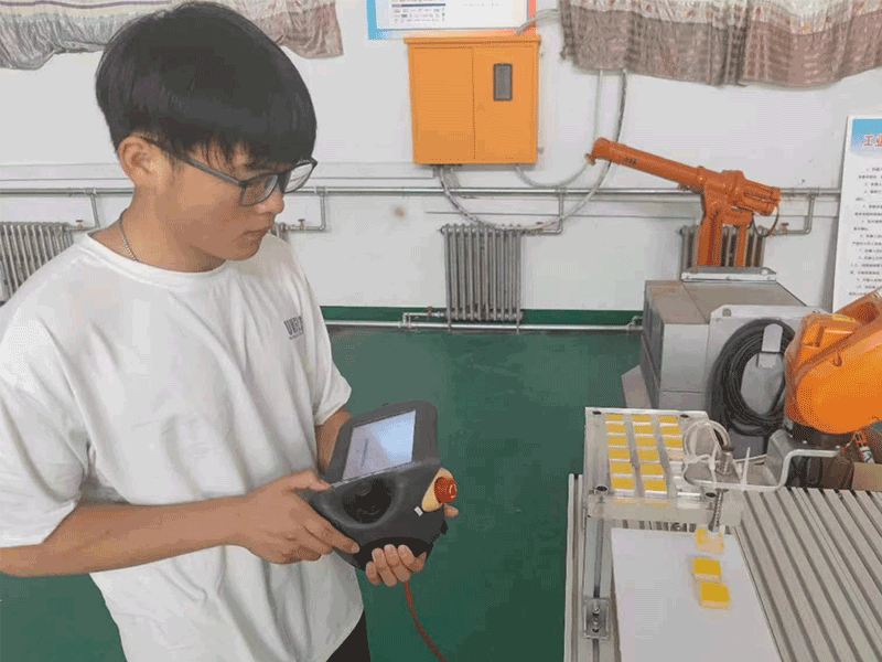   工业机器人专业详解