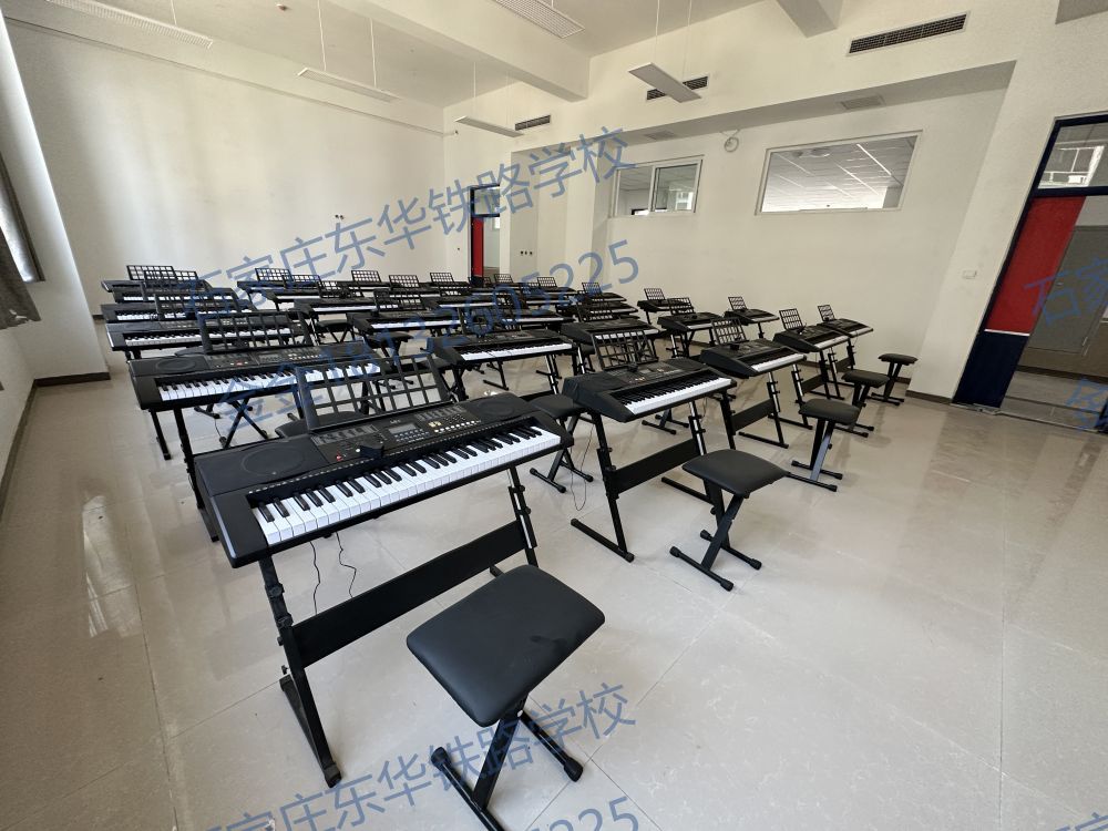 石家庄东华铁路学校是正规学校吗？