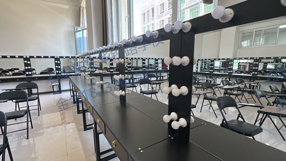 石家庄东华铁路学校金老师