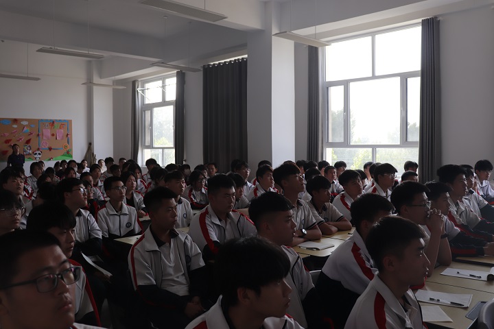 石家庄东华铁路学校招生分数线要求